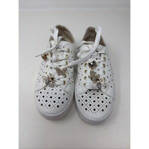 DOLCE VITA Roxane Bee Charm Sneakers Women Size 7.5 White Perforated Leather